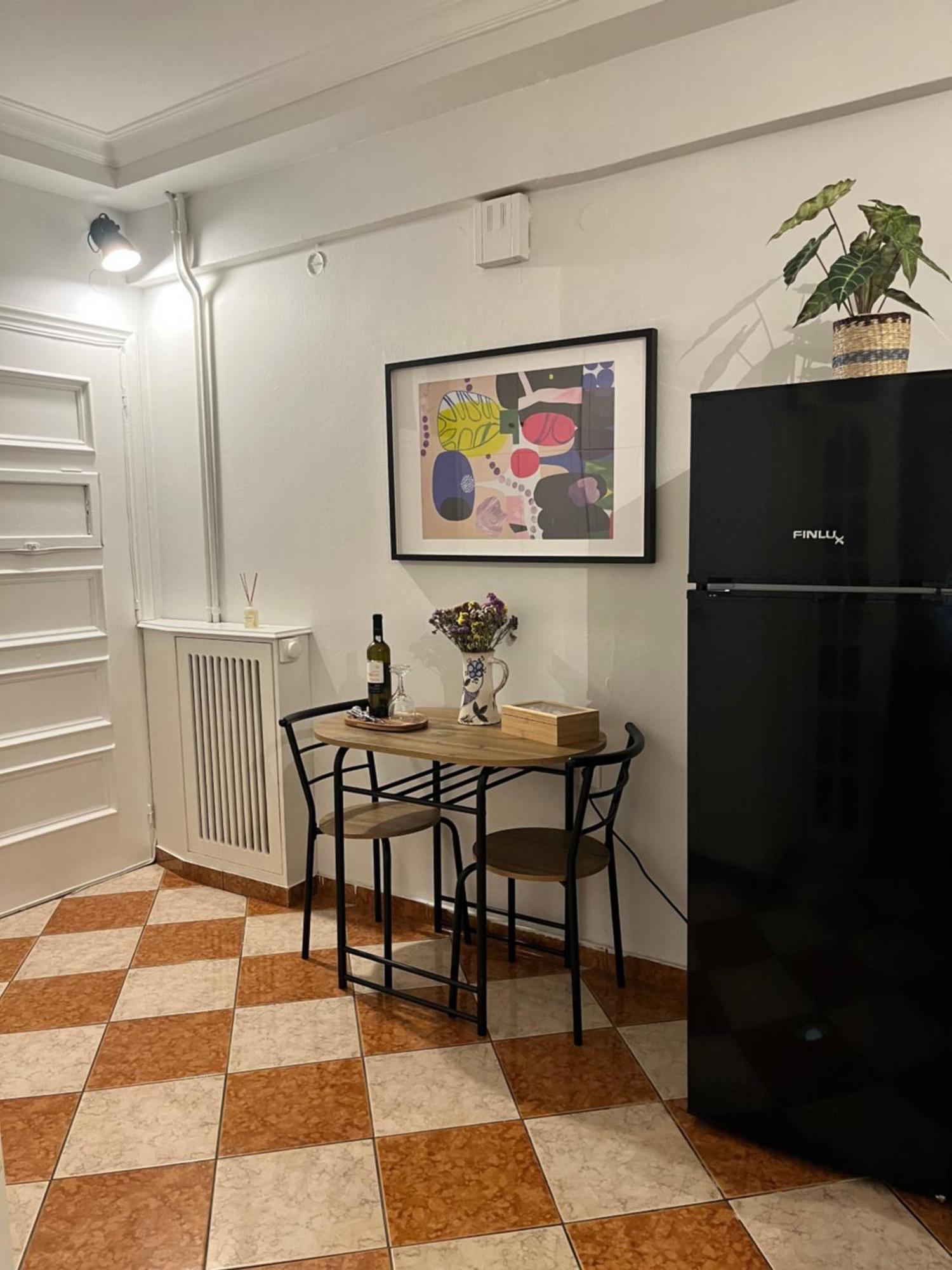 Quiet Apartment With Garden View In Kolonaki 雅典 外观 照片